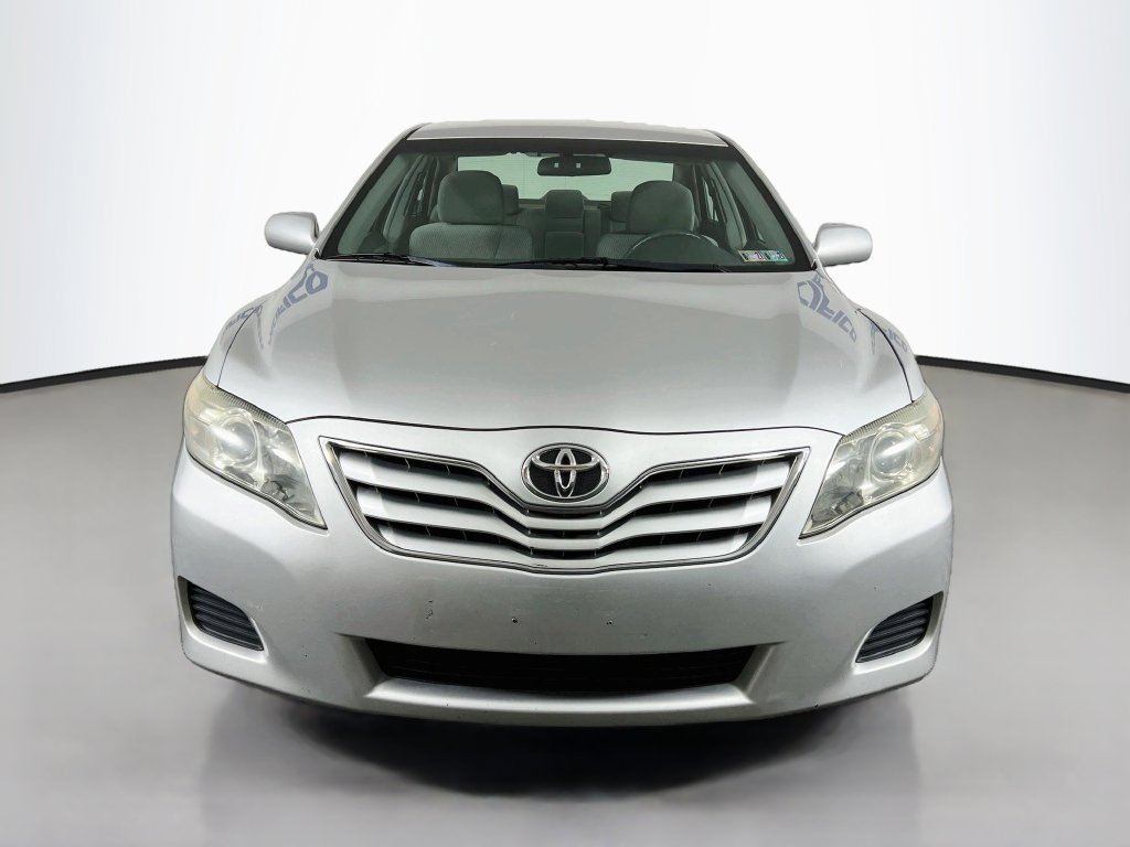 Used 2010 Toyota Camry FWD image 2