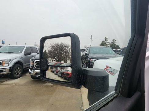 Used 2024 Chevrolet Silverado 3500 W/T image 11