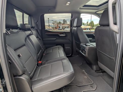 Used 2023 GMC Sierra 1500 Denali w/ Denali Reserve Package AWD/4WD image 12