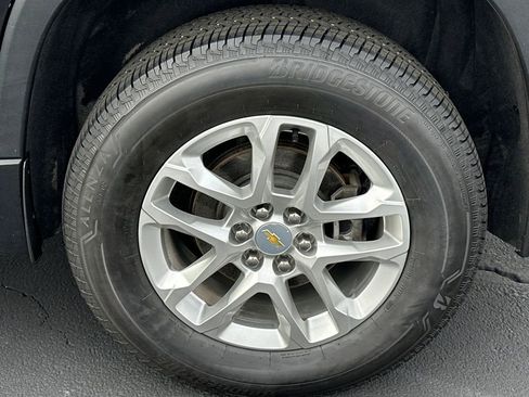 Used 2023 Chevrolet Traverse LS w/ LPO, Floor Liner Package AWD/4WD image 24