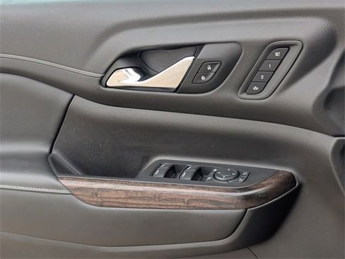 Used 2022 GMC Acadia Denali w/ Denali Ultimate Package image 24