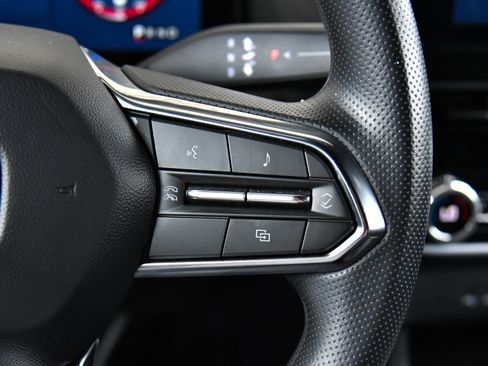 Used 2024 Honda Prologue EX image 32