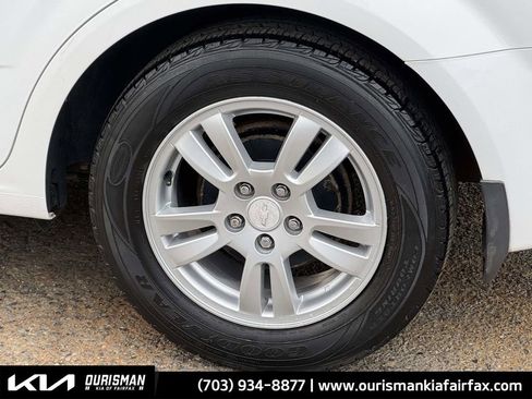 Used 2015 Chevrolet Sonic LT image 8