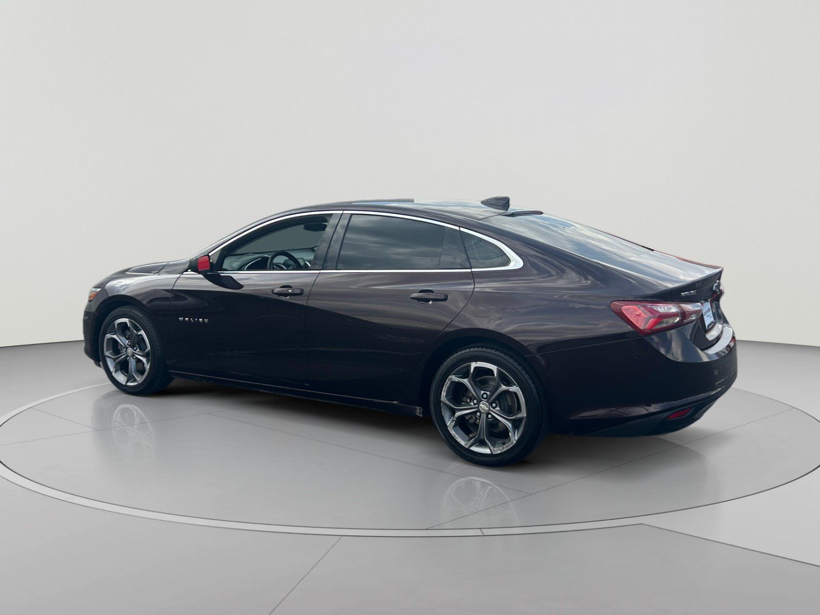 Used 2020 Chevrolet Malibu LT FWD image 3