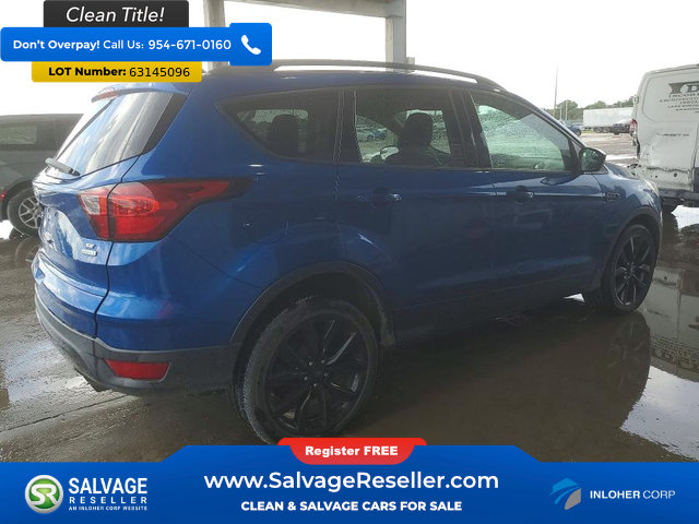 Used 2019 Ford Escape SE FWD image 4