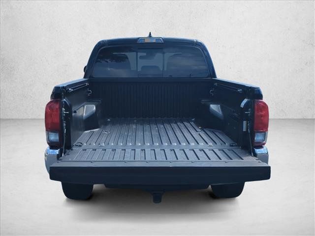 Used 2019 Toyota Tacoma SR5 RWD image 6