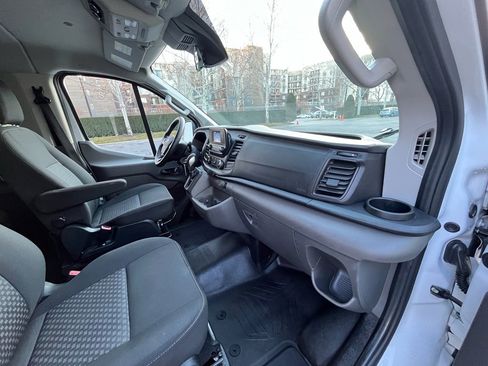 Used 2023 Ford Transit 350 XL image 24