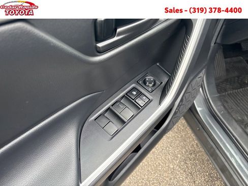 Certified 2022 Toyota RAV4 LE image 13