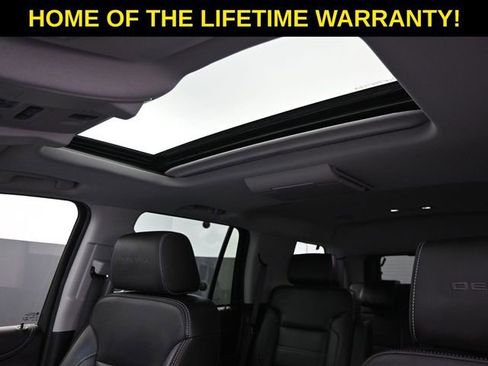 Used 2020 GMC Yukon Denali w/ Denali Ultimate Package image 38