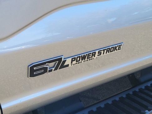 Used 2024 Ford F250 Lariat w/ Lariat Ultimate Package image 24