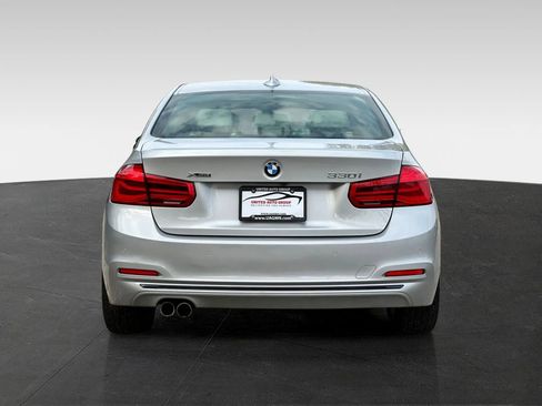 Used 2017 BMW 330i xDrive Sedan image 6