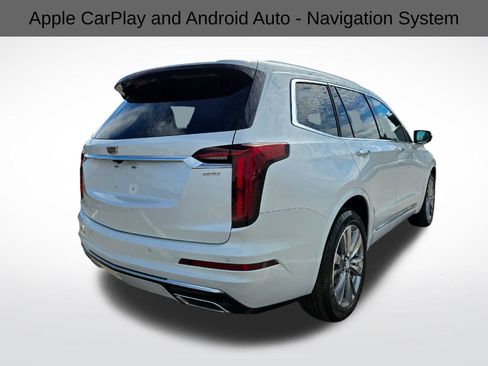 Used 2023 Cadillac XT6 Premium Luxury image 9