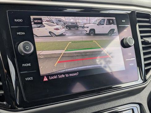 Used 2020 Volkswagen Atlas Cross Sport SEL Premium image 14