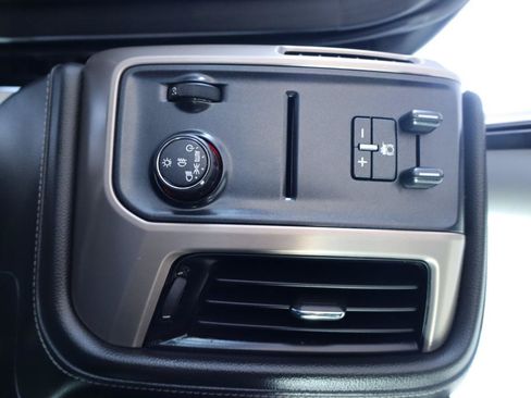 Used 2016 GMC Sierra 1500 Denali RWD image 22