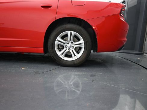 Used 2022 Dodge Charger SXT RWD image 14