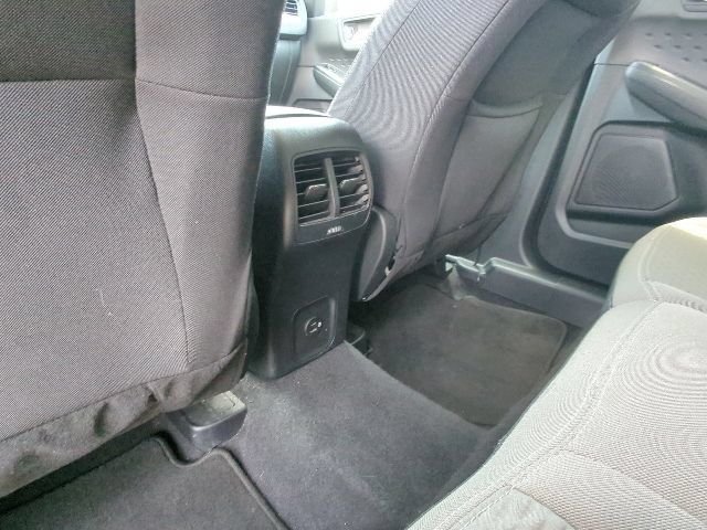 Used 2020 Ford Escape SE FWD image 24