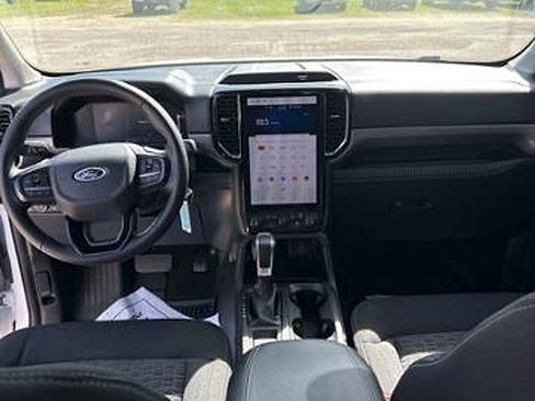 Used 2024 Ford Ranger XLT w/ FX4 Off-Road Package image 30