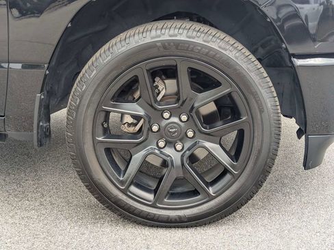 Used 2023 RAM 1500 Laramie AWD/4WD image 11