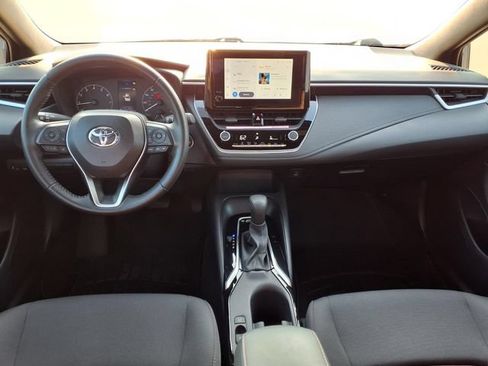 Used 2024 Toyota Corolla SE FWD image 5