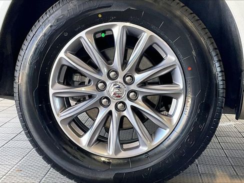 Used 2023 Buick Enclave Essence FWD image 36