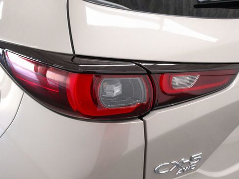 New 2025 MAZDA CX-5 AWD 2.5 S w/ Select Package image 13