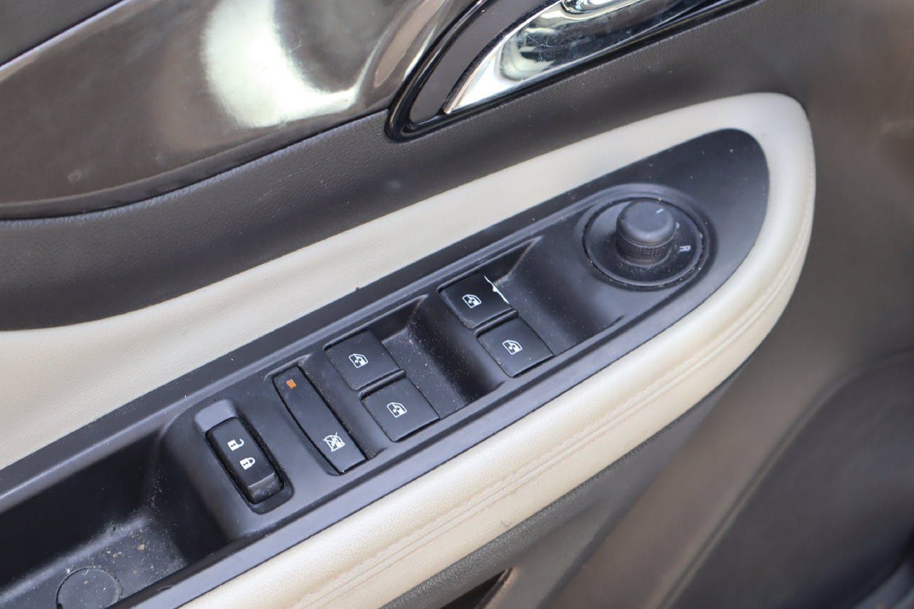 Used 2019 Buick Encore Preferred w/ Safety Package FWD image 20