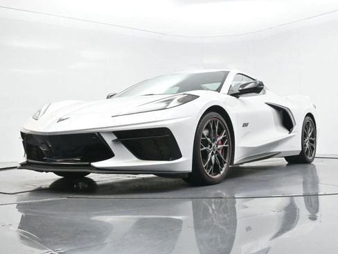 Used 2023 Chevrolet Corvette Stingray Premium Conv w/ Z51 Performance Package RWD image 49
