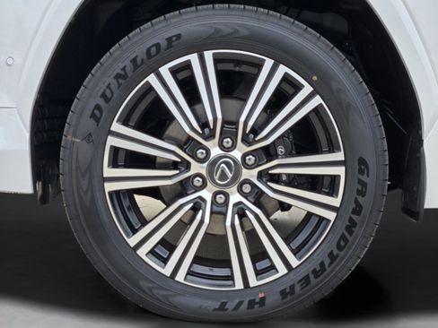 New 2026 Lexus LX 700h Luxury AWD/4WD image 23