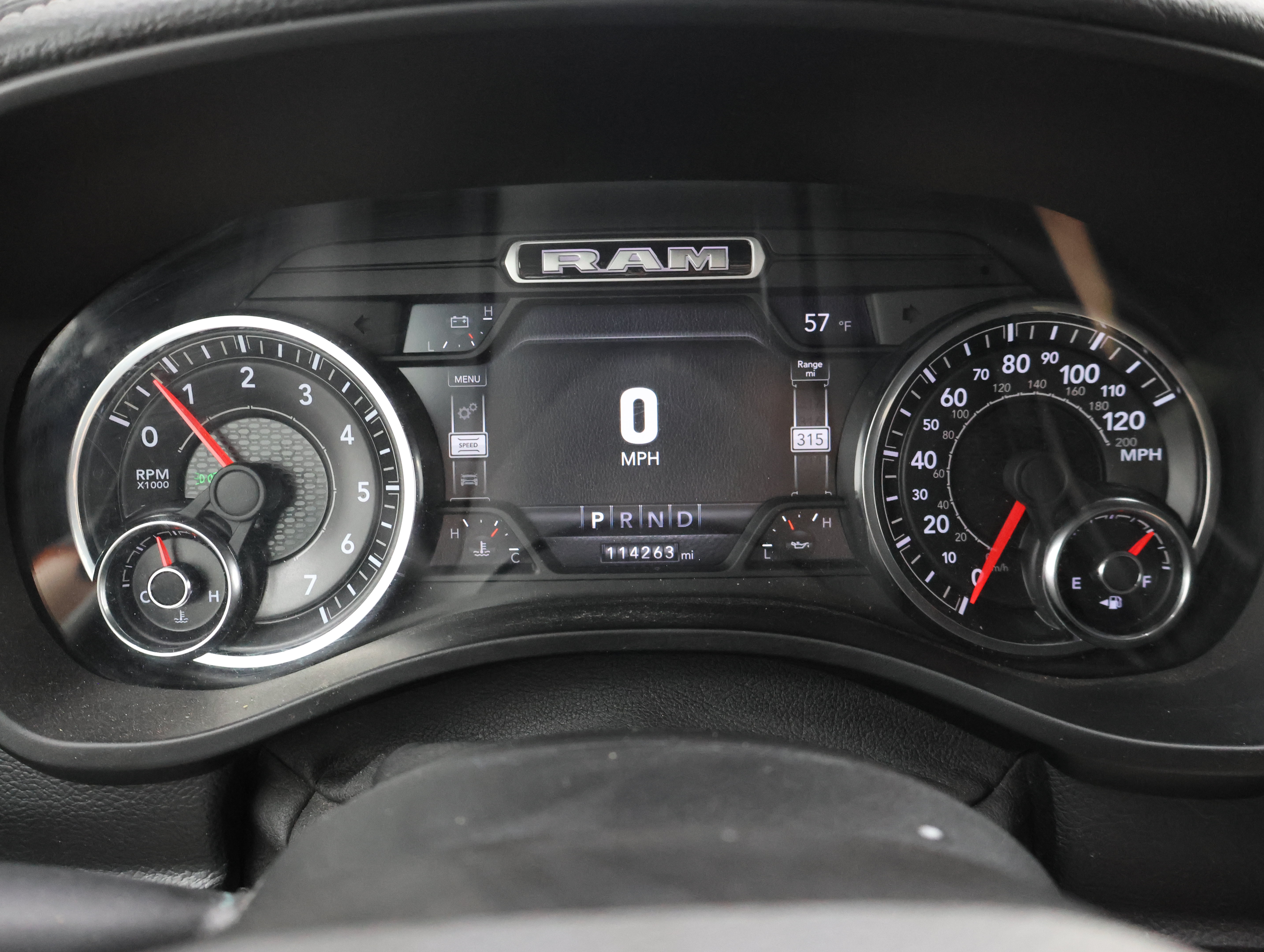 Used 2019 RAM 1500 Laramie w/ Sport Appearance Package AWD/4WD image 9