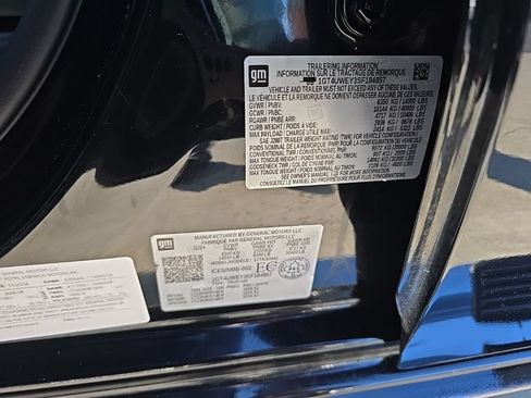 Used 2025 GMC Sierra 3500 Denali AWD/4WD image 40