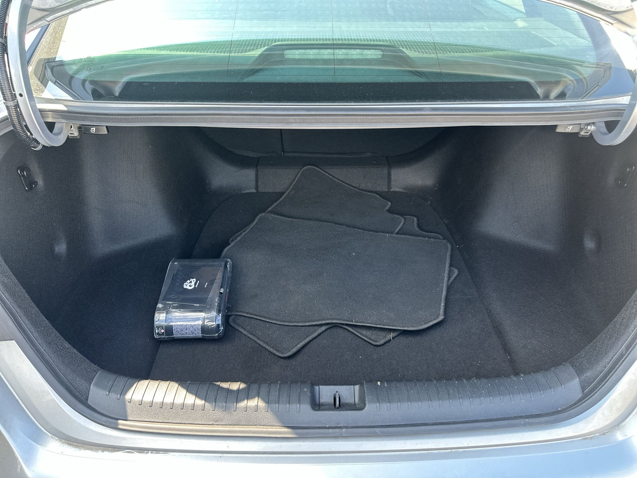Used 2025 Honda Accord Sport image 15