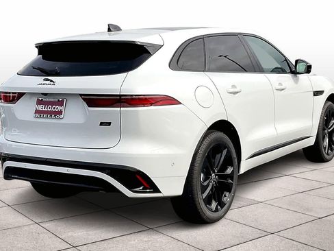 New 2026 Jaguar F-PACE R-Dynamic S image 4