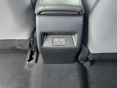 Certified 2025 Toyota Corolla SE FWD image 10