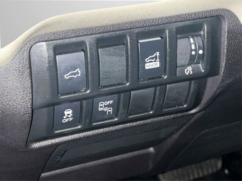 Used 2019 Subaru Ascent Limited w/ Popular Package #3 image 36