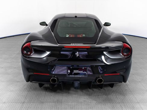 Certified 2019 Ferrari 488 GTB RWD image 7