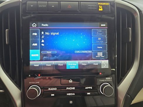 Used 2022 Subaru Ascent Limited AWD/4WD image 19