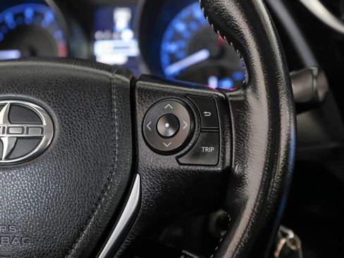 Used 2016 Scion iM Hatchback 4D image 21