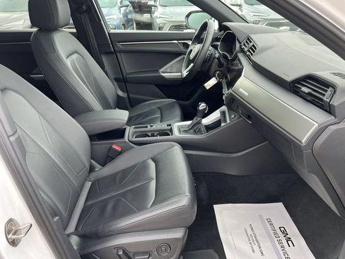 Used 2025 Audi Q3 2.0T Premium AWD/4WD image 41