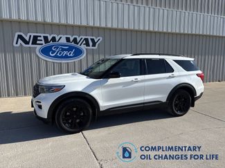 Used 2022 Ford Explorer XLT w/ Equipment Group 202A 360° Tour