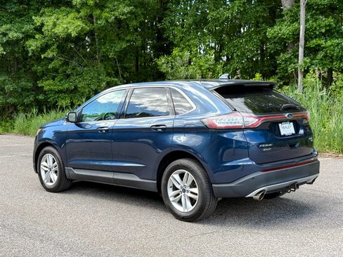 Used 2017 Ford Edge SEL w/ Equipment Group 201A AWD/4WD image 4