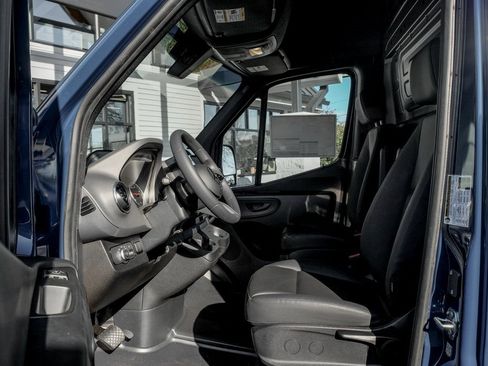 New 2026 Mercedes-Benz Sprinter 2500 image 12