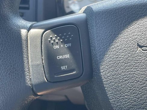 Used 2011 Dodge Dakota Big Horn w/ Utility Group RWD image 24