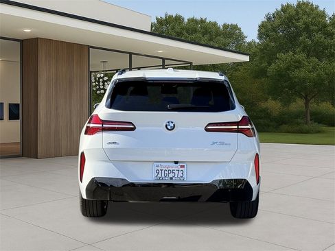 Used 2025 BMW X3 xDrive30i w/ M Sport Package image 9