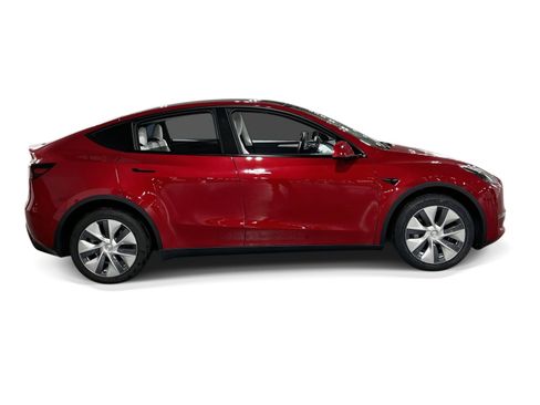Certified 2023 Tesla Model Y Long Range AWD/4WD image 7