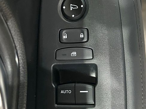 Used 2024 Honda HR-V LX image 34