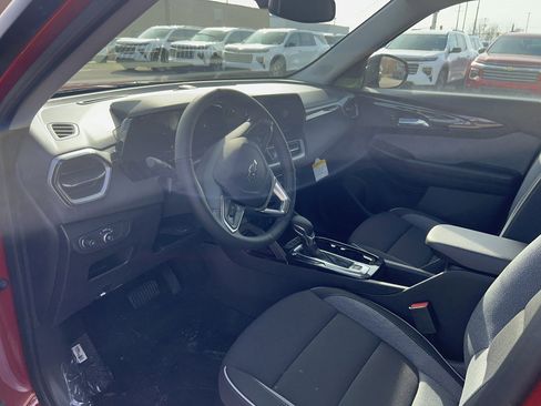 New 2026 Chevrolet TrailBlazer LT w/ Convenience Package AWD/4WD image 11