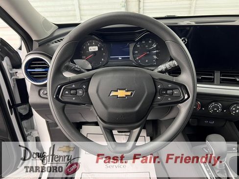 New 2026 Chevrolet Trax LS w/ LS Convenience Package image 41