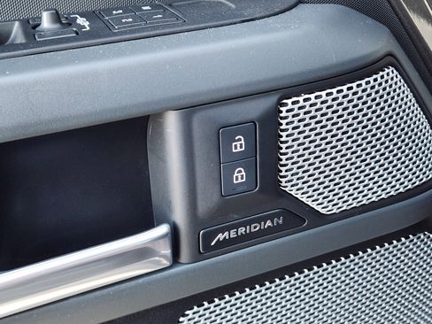 Certified 2024 Land Rover Defender 130 X image 23