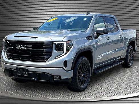 Used 2024 GMC Sierra 1500 Elevation AWD/4WD image 3