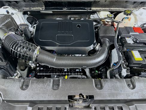 Used 2025 Chevrolet Blazer LT FWD image 31
